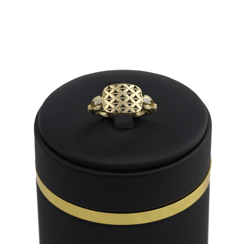 طقم ذهب عيار 18