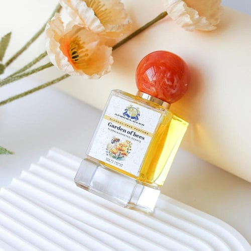 عطر نكتار الذهبي للنساء