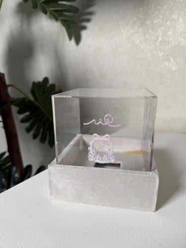 عطر 30 مل بعلبة مخمل