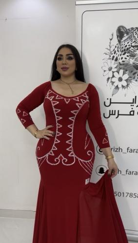 فستان احمر كرستال
