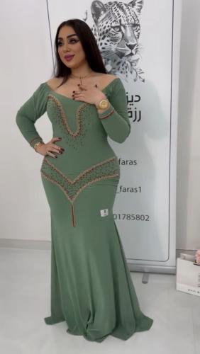 فستان كرستال تفاحي غامق