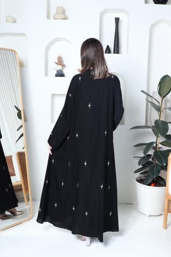 عباية قماش حرير مطرز