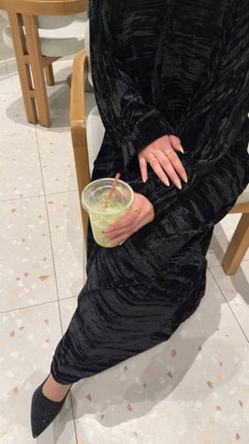 عباية موج المخمل