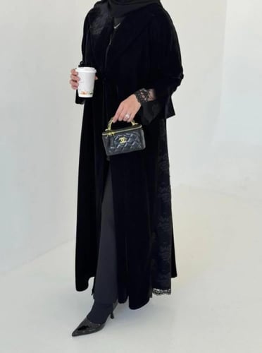 عباية شك دانتيل