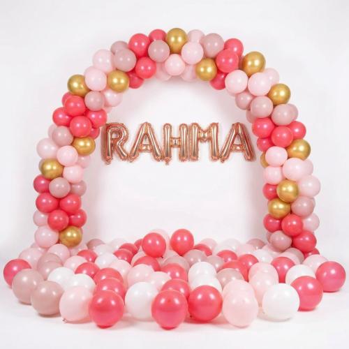 قوس بالونات عيد ميلاد