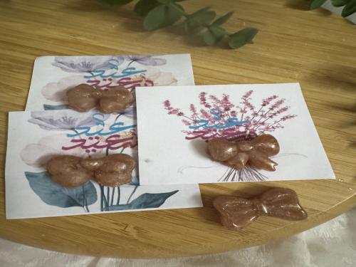 ثيم مع بخور مستكة