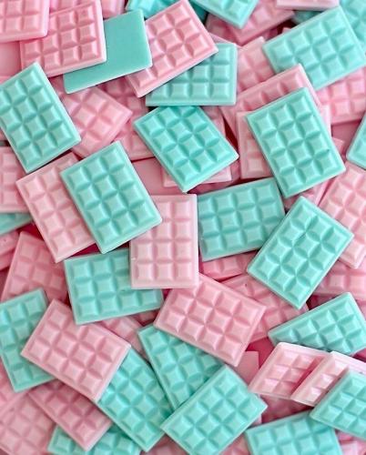 شمع على شكل شوكولاته