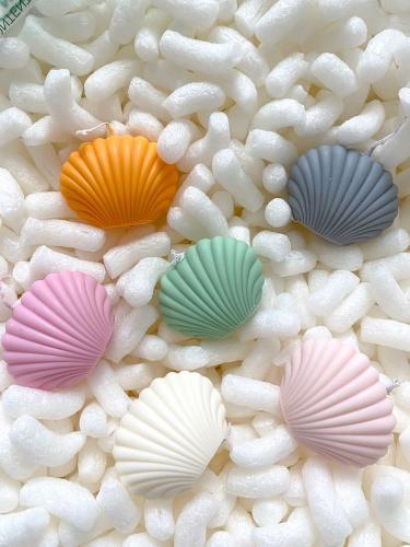 شمع على شكل صدف