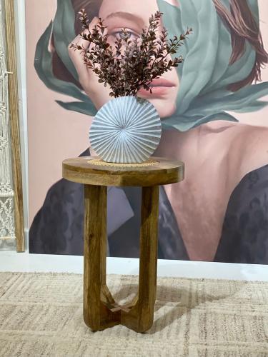 طاولة خدمه خشب مع الراتان تصميم دائري مارتكليه55×4...