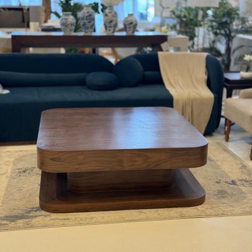 طاولة قشر جوز 120cm*120cm*45cm