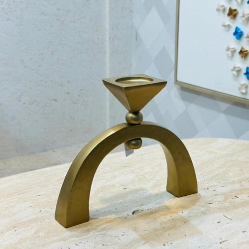 قطعة ديكورية عصرية بتصميم هندسي أنيق، مصنوعة باللو...