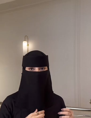 طرحه ربط + نقاب مبطن حرير مشبك +نقاب مبطن حرير