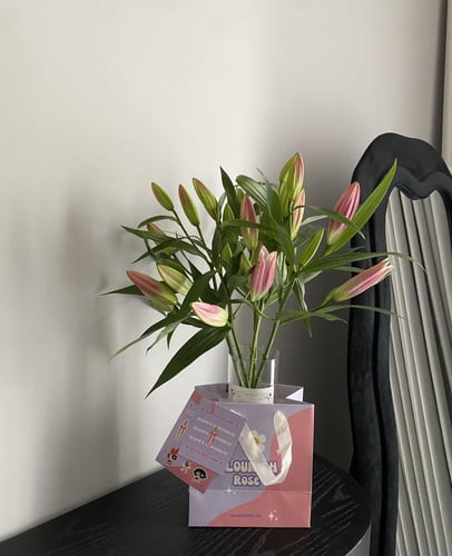 فازة ليليوم طبيعي