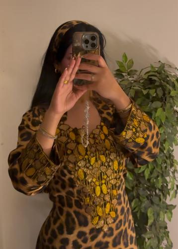 مخور تايقر١