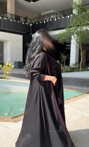 عباية روزي مع طرحة