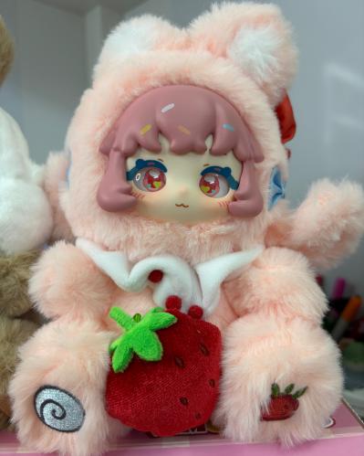 دمية نيزي - الفراولة