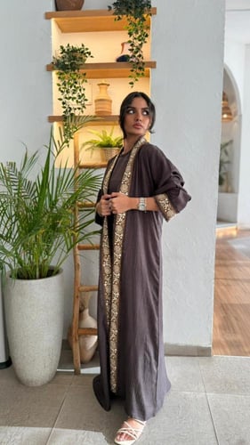 عباية سوداء 5