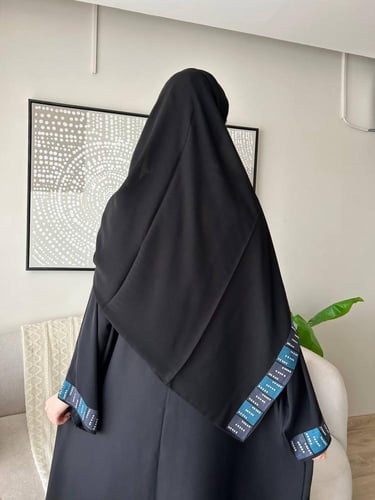 عباية سحر الزمرد