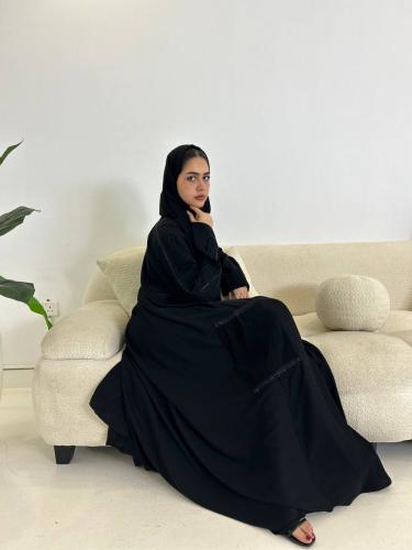 عباية لورين