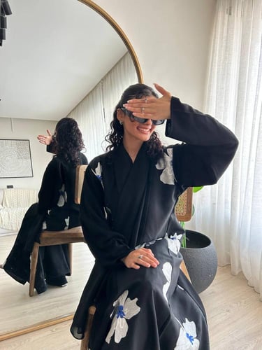 عباية زهرة العمران