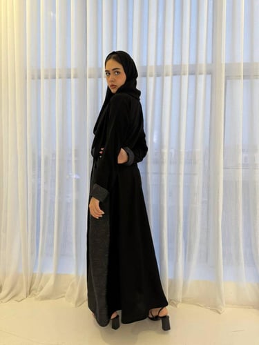 عباية روزانا