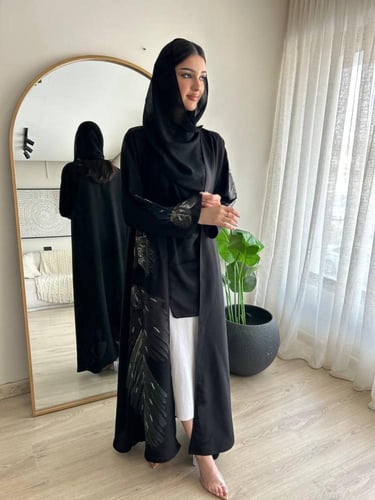 عباية لمسة الريشة