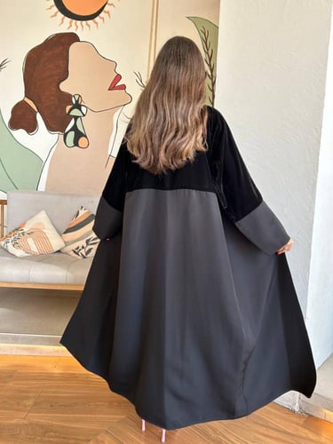 عباية طوكيو