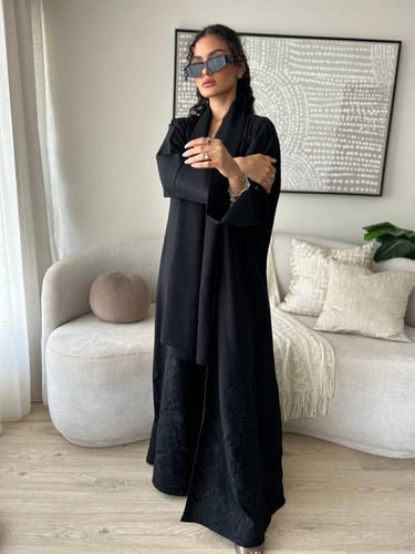 عباية ريحانة الهدوء