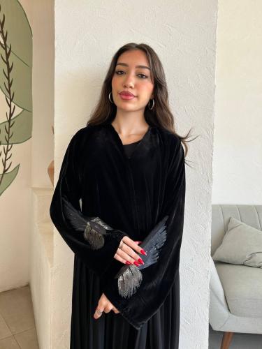 عباية نارين