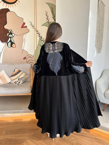 عباية نارين