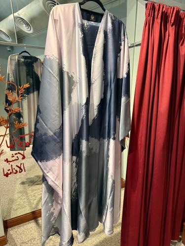 عباية حرير مغسول مموج ازرق F47