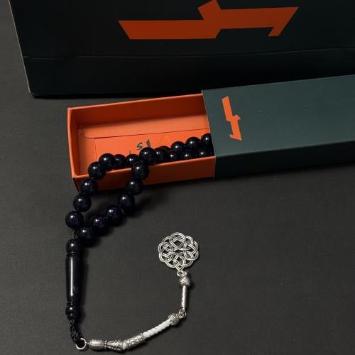 مسباح شبيه بكلايت