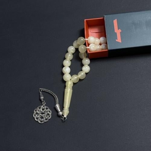 مسباح شبيه بكلايت