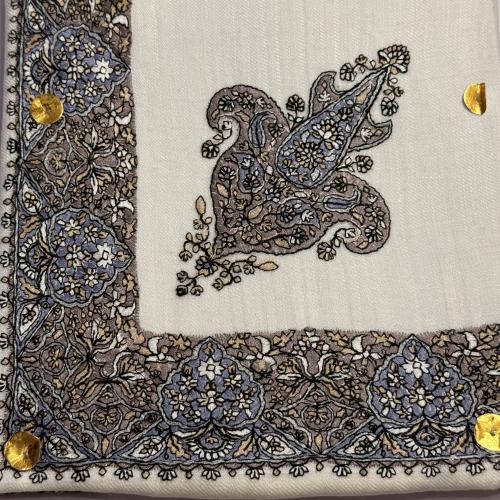 شال كشميري نص ترمه