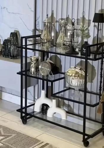 عربة تقديم
