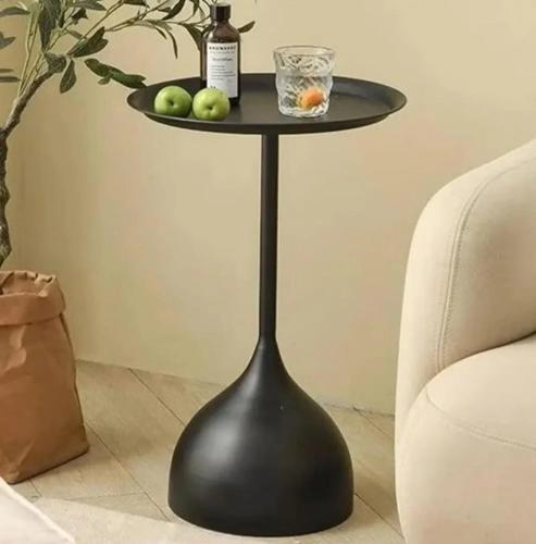 طاولة خدمة