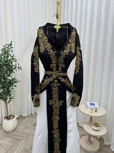 فستان سهره اسود الخامة باربي