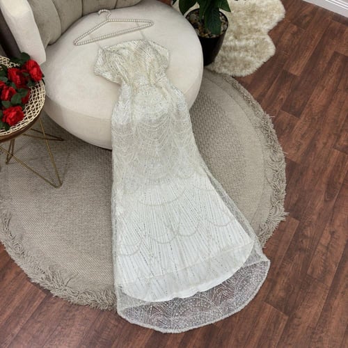 فستان سهره ابيض تل مطرز بلول وخرز