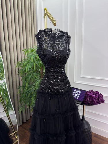 فستان سهره اسود تل ناعم +كلفه سهره كلوش