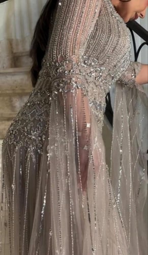 فستان سهره فضي القماش | كلفه خرز بطانه تفته