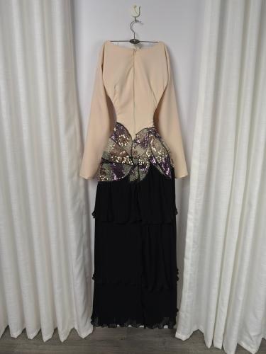 فستان سهره بيج الخامه ، باربي على قطعه سهره على شي...