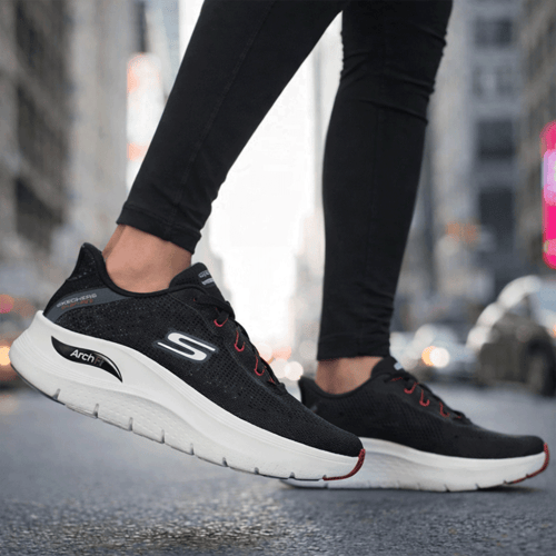 سكيتشرز - Arch Fit 2.0 Vortaro