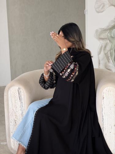 عباية سوداء Zari كريب نقشة السدو