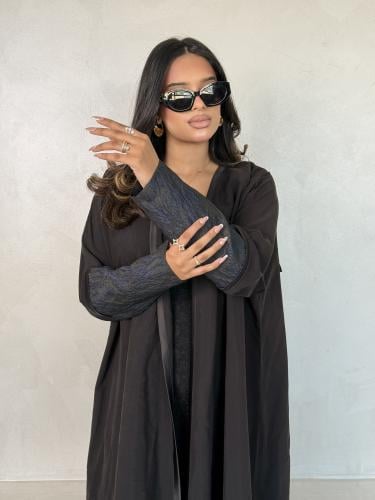 عباية سوداء كريب مع أساور جاكار سوداء وكحلي Black...