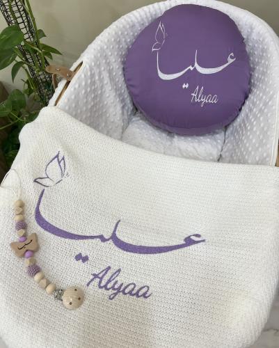 بطانيه مطرزة