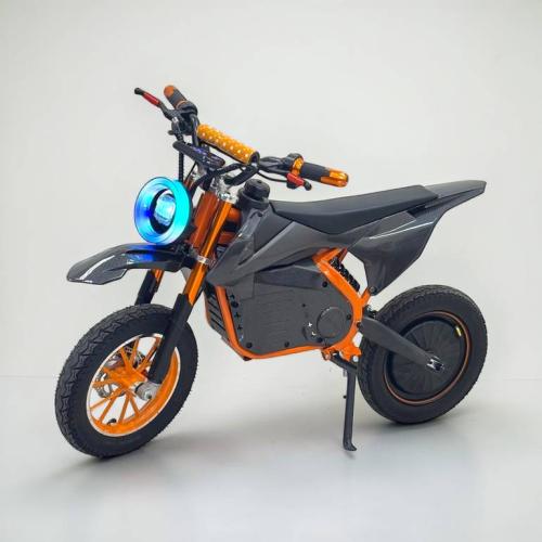 Desert scooter size 14 integrated engine