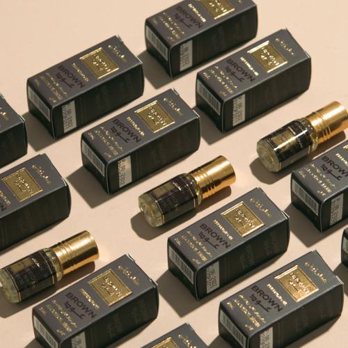 عطر براون عود زيتي 3 مل - 12 قطعة