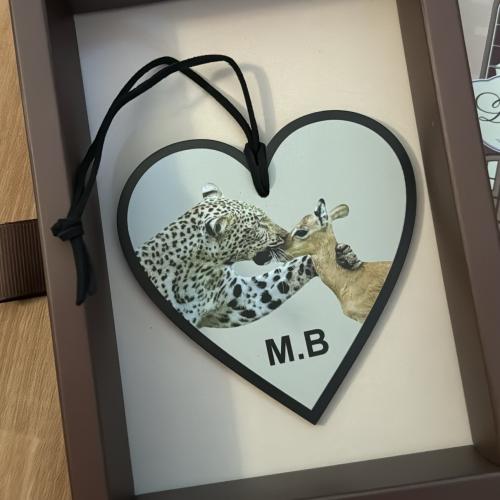 غزال وفهد M.B + عبارة بالخلف