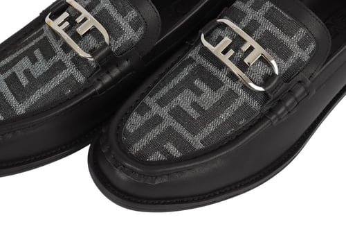 حذاء لوفر فندي