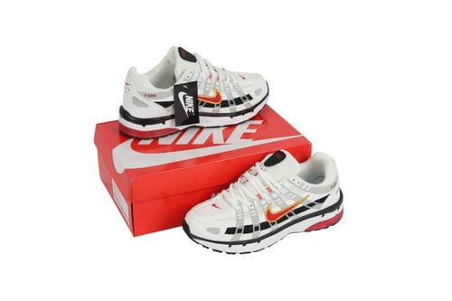 حذاء نايك P6000